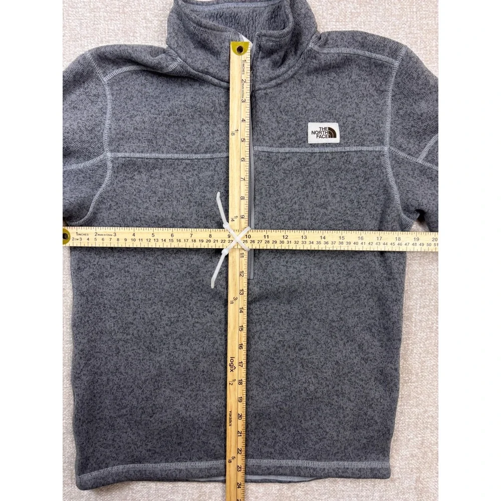 The North Face Mens Gordon Lyons 1/4 Zip Fleece Pullover Gray Heather Small